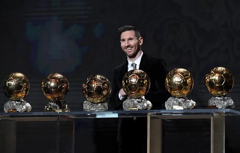Messi giành Quả bóng vàng